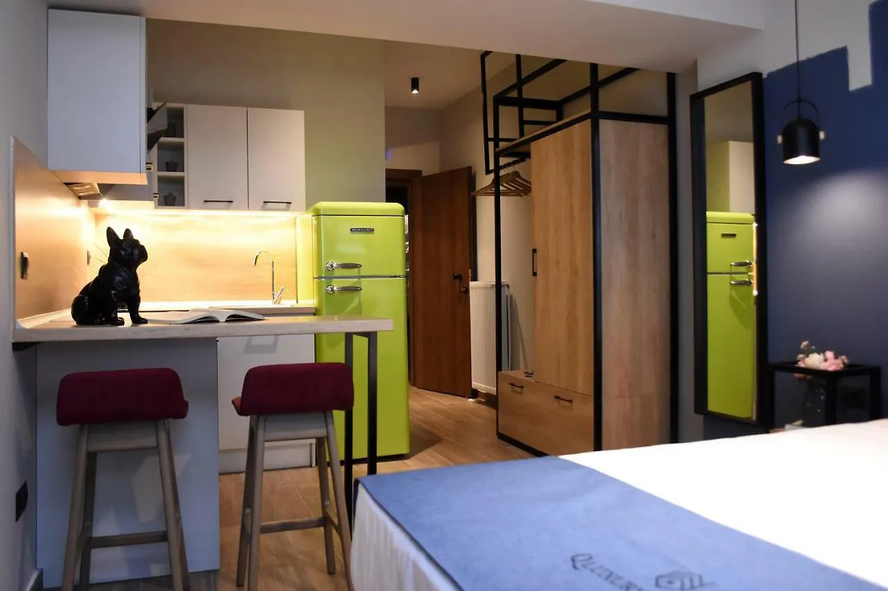 Q Luxury Rooms Thessaloniki Apartment